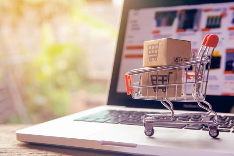 Tech Bargains Explained: Flash Sales vs. Daily Deals