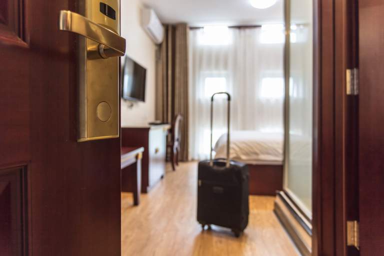 Check In for Less: Hidden Tricks to Save on Hotels