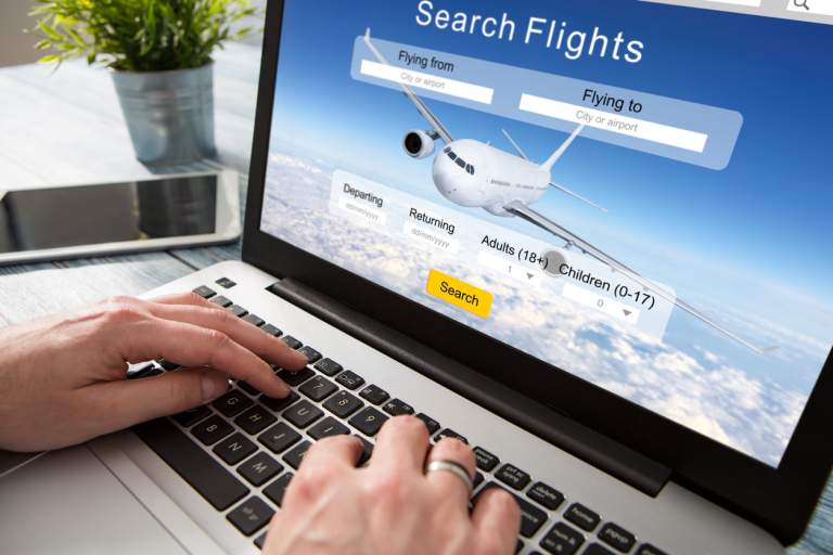 From Fare Alerts to Flash Sales: When to Book Flights for Less
