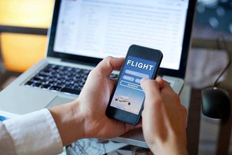 Fly Smart: Sites and Apps That Track the Best Flight Deals